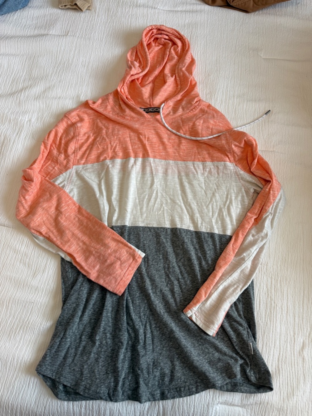Coral, White & Charcoal Colorblock Lightweight shirt